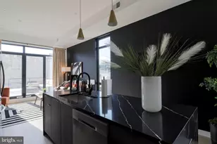 1318 9th St NW, Washington, DC 20001 - Photo 11