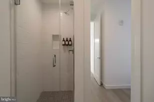 1318 9th St NW, Washington, DC 20001 - Photo 21