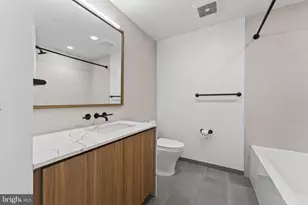 1332 8th St NW, Washington, DC 20001 - Photo 15