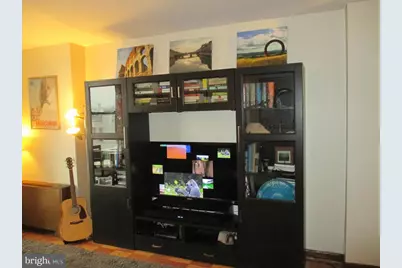 1260 21st Street NW #607, Washington, DC 20036 - Photo 3