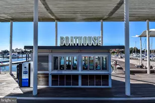 73 G St SW, Washington, DC 20024 - Photo 47