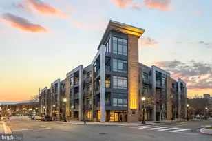 525 Water Street SW, Washington, DC 20024 - Photo 1