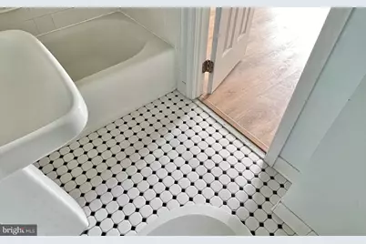 1827 Florida Avenue NW #401, Washington, DC 20009 - Photo 7