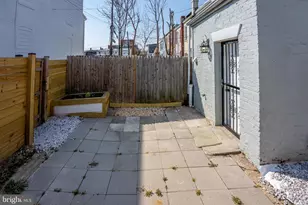 633 18th St NE, Washington, DC 20002 - Photo 25