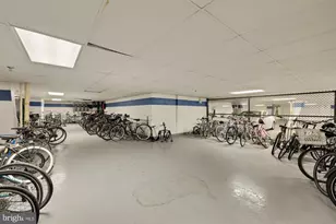 215 I St NE, Washington, DC 20002 - Photo 35