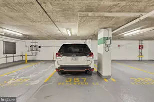 215 I St NE, Washington, DC 20002 - Photo 35