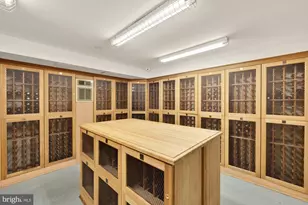 215 I St NE, Washington, DC 20002 - Photo 33