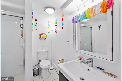 1021 Columbia Road NW, Washington, DC 20001 - Photo 45