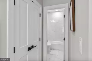 2019 M St NE, Washington, DC 20002 - Photo 13