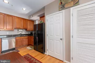 610 Irving St NW, Washington, DC 20010 - Photo 11