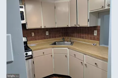 2939 Van Ness Street NW #1212, Washington, DC 20008 - Photo 5