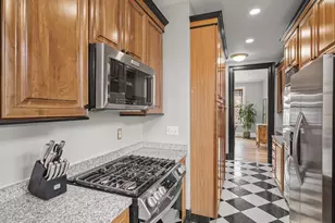 2220 20th St NW, Washington, DC 20009 - Photo 9