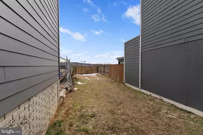 1527 K Street SE, Washington, DC 20003 - Photo 27