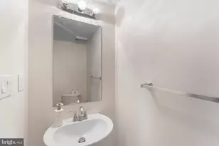 1527 K St SE, Washington, DC 20003 - Photo 11