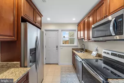 1527 K Street SE, Washington, DC 20003 - Photo 11