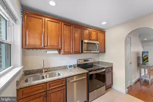 1527 K St SE, Washington, DC 20003 - Photo 13