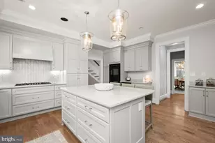 3753 Oliver St NW, Washington, DC 20015 - Photo 15