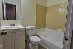 911 Bellevue St SE, Washington, DC 20032 - Photo 11