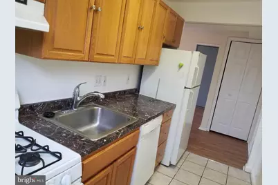 3865 Halley Terrace SE #304, Washington, DC 20032 - Photo 5