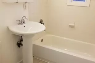 3865 Halley Terrace SE, Washington, DC 20032 - Photo 7