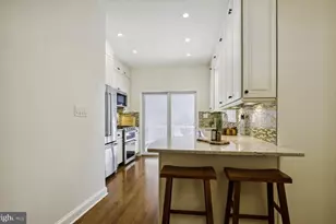 1770 Hobart St NW, Washington, DC 20009 - Photo 9