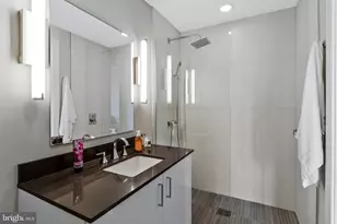 88 V St SW, Washington, DC 20024 - Photo 31