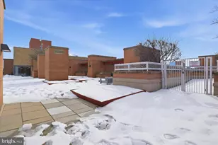 631 D Street NW, Washington, DC 20004 - Photo 37