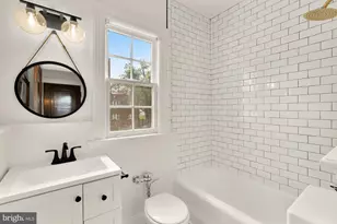 222 Farragut St NW, Washington, DC 20011 - Photo 11