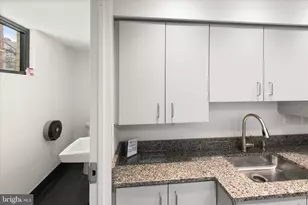 5410 Connecticut Ave NW, Washington, DC 20015 - Photo 37