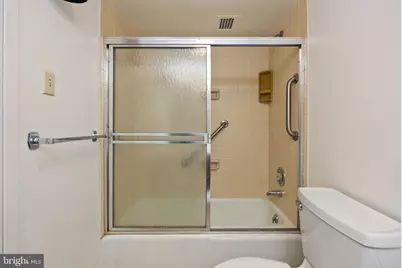 2500 Virginia Avenue NW #1112-S, Washington, DC 20037 - Photo 17