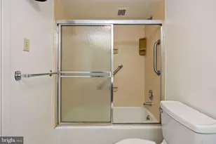 2500 Virginia Ave NW, Washington, DC 20037 - Photo 17