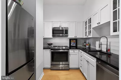 2111 Wisconsin Avenue NW #718, Washington, DC 20007 - Photo 5