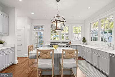 3033 University Terrace NW, Washington, DC 20016 - Photo 11