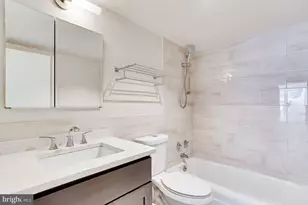 1425 4th St SW, Washington, DC 20024 - Photo 37