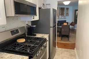 2606 Tunlaw Rd NW, Washington, DC 20007 - Photo 9