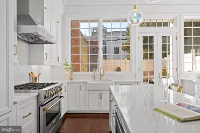 2012 Hillyer Place NW, Washington, DC 20009 - Photo 7