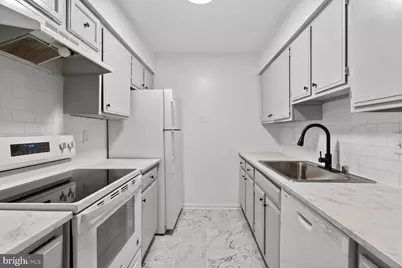 3446 Summit Court NE #3446, Washington, DC 20018 - Photo 9