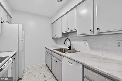 3446 Summit Court NE #3446, Washington, DC 20018 - Photo 7