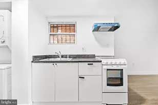 435 Newton Pl NW, Washington, DC 20010 - Photo 31