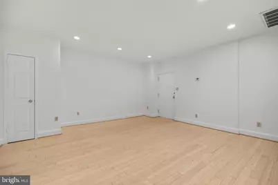 1115 12th Street NW #104, Washington, DC 20005 - Photo 7