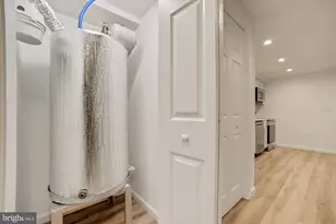 1215 S St NW, Washington, DC 20009 - Photo 17