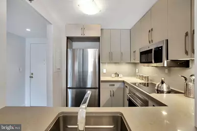 1401 17th Street NW #804, Washington, DC 20036 - Photo 9