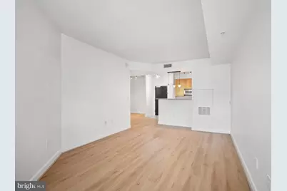 1111 25th Street NW #809, Washington, DC 20037 - Photo 5