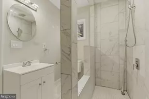 716 Croissant Pl SE, Washington, DC 20019 - Photo 29