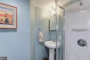 1932 35th St NW, Washington, DC 20007 - Photo 19