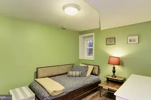1932 35th St NW, Washington, DC 20007 - Photo 17