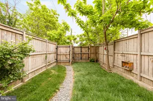 3117 Warder St NW, Washington, DC 20010 - Photo 33