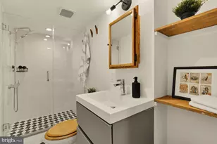 3117 Warder St NW, Washington, DC 20010 - Photo 31