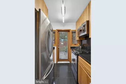 6 Terrace Court NE, Washington, DC 20002 - Photo 9