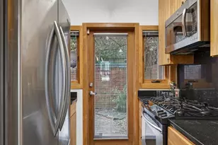 6 Terrace Ct NE, Washington, DC 20002 - Photo 9